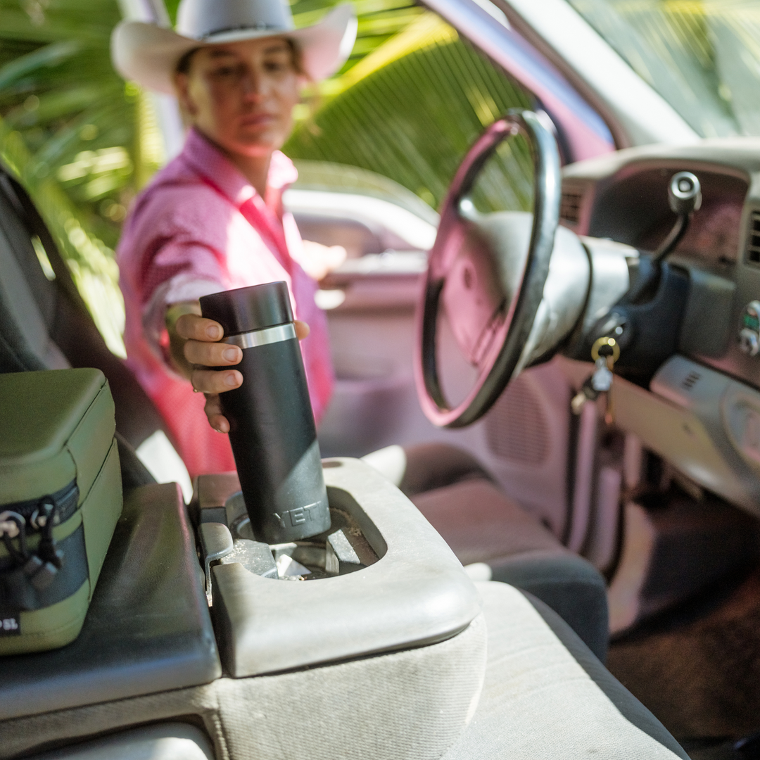 YETI Rambler Travel Bottle im Einsatz