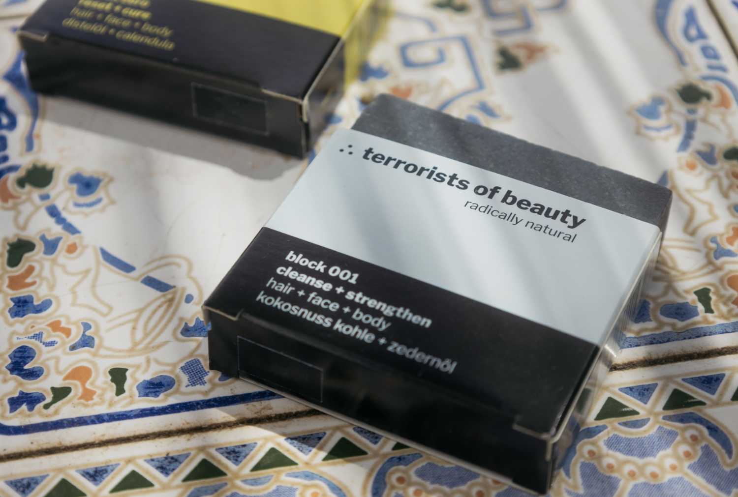 Block 001 hair + face + body - Hartseife - Terrorists of Beauty - tofino.store