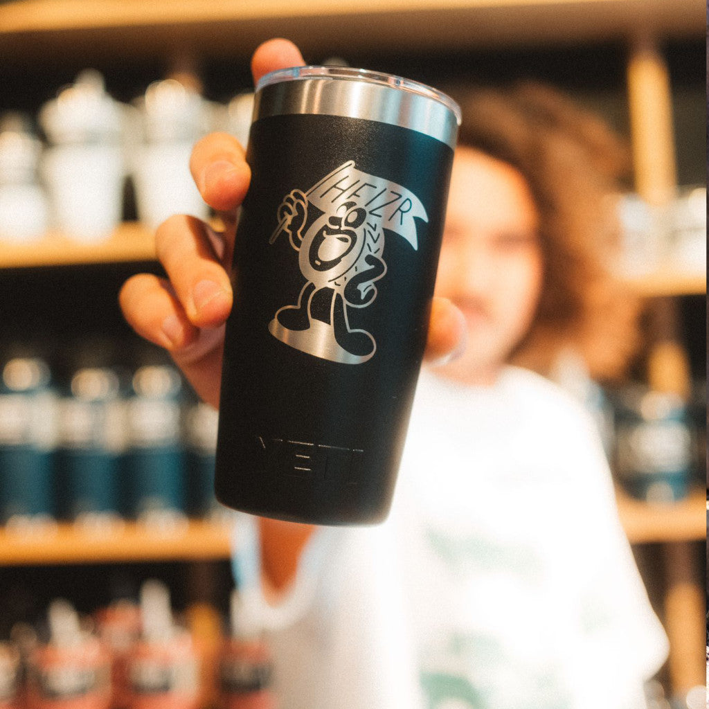 Personalisierte YETI-Flaschen & Becher