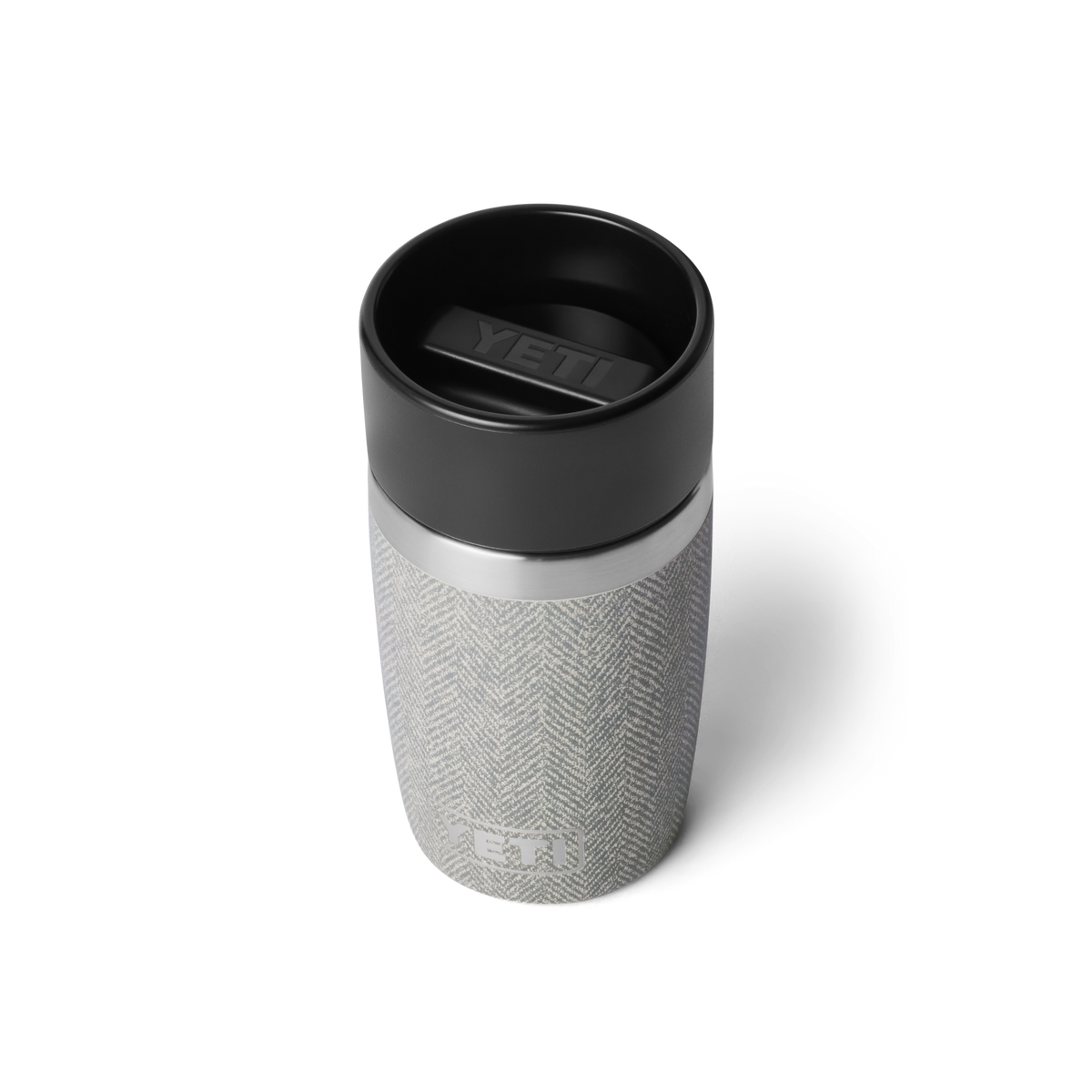 YETI Rambler 8 oz Travel Bottle Riverhead Green – Schrägansicht