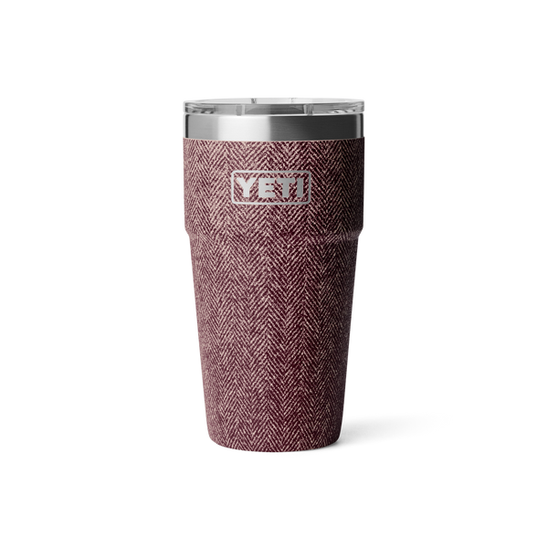 RAMBLER 20 OZ STACKABLE CUP Stapelbarer Becher RIVERHEAD RED