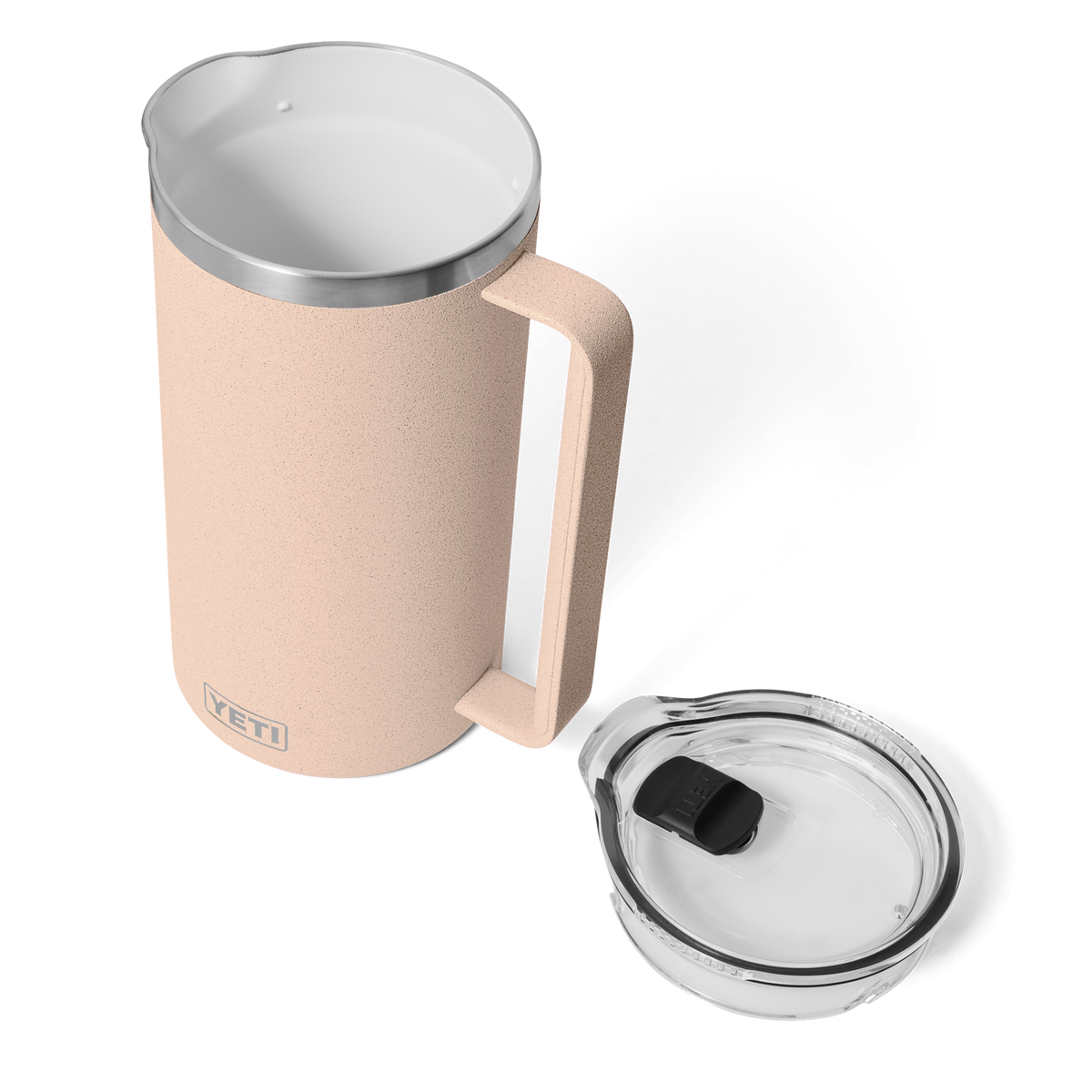 YETI Rambler 64 oz Pitcher Tahini – Schrägansicht mit Deckel